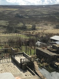 20180409_125958280_iOS